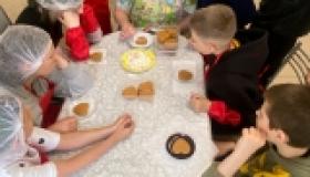 Мастер-класс по росписи имбирных пряников